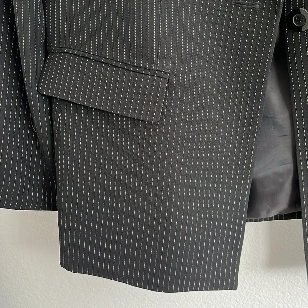 Le Suit Petite Black pin stripe Suit Blazer and Skirt - Picture 5 of 14